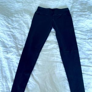 Faded Black Hard Tail Leggings size Medium